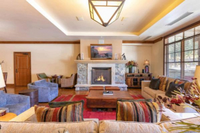 Great Bear Lodge 206 by East West Hospitality